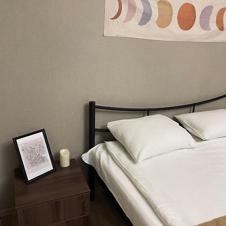 Apartment Kiev Esterno foto